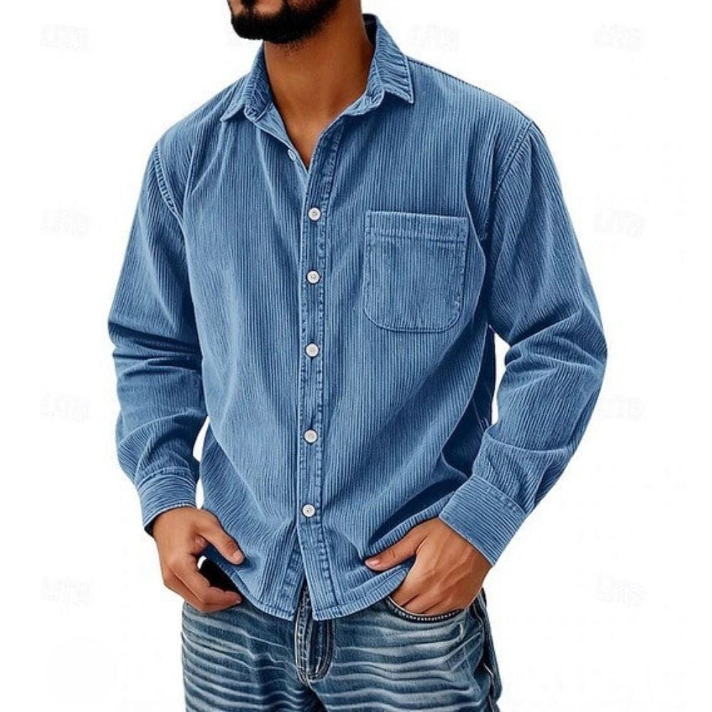 Casual corduroy shirt with button placket and chest pocket